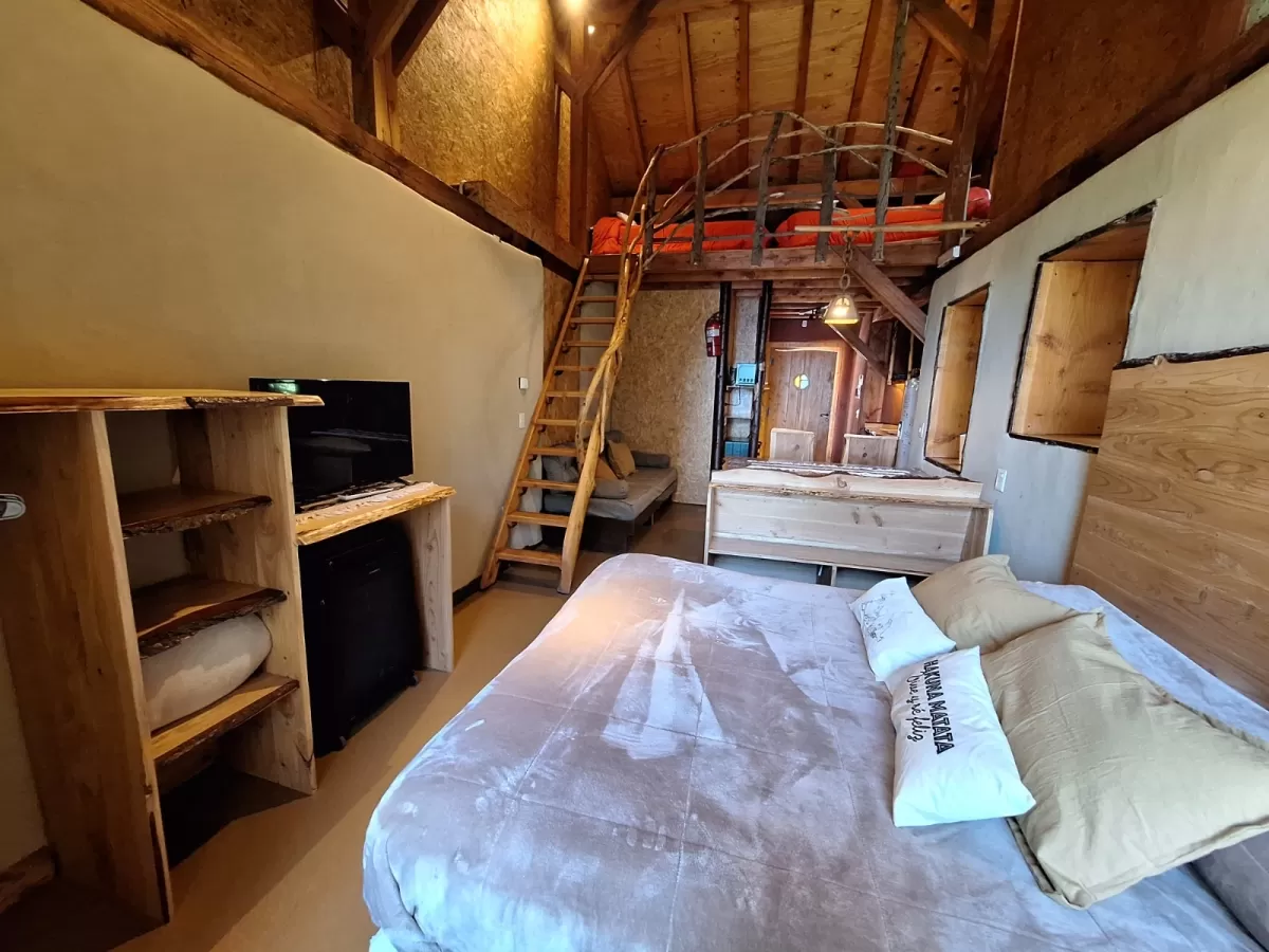 CABAÑA QUINQUIN-  Descanso y naturaleza frente al lago para 4 personas