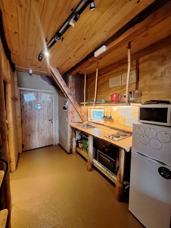 CABAÑA LUNI – Vista al lago, confort y naturaleza para 2 o 3 personas